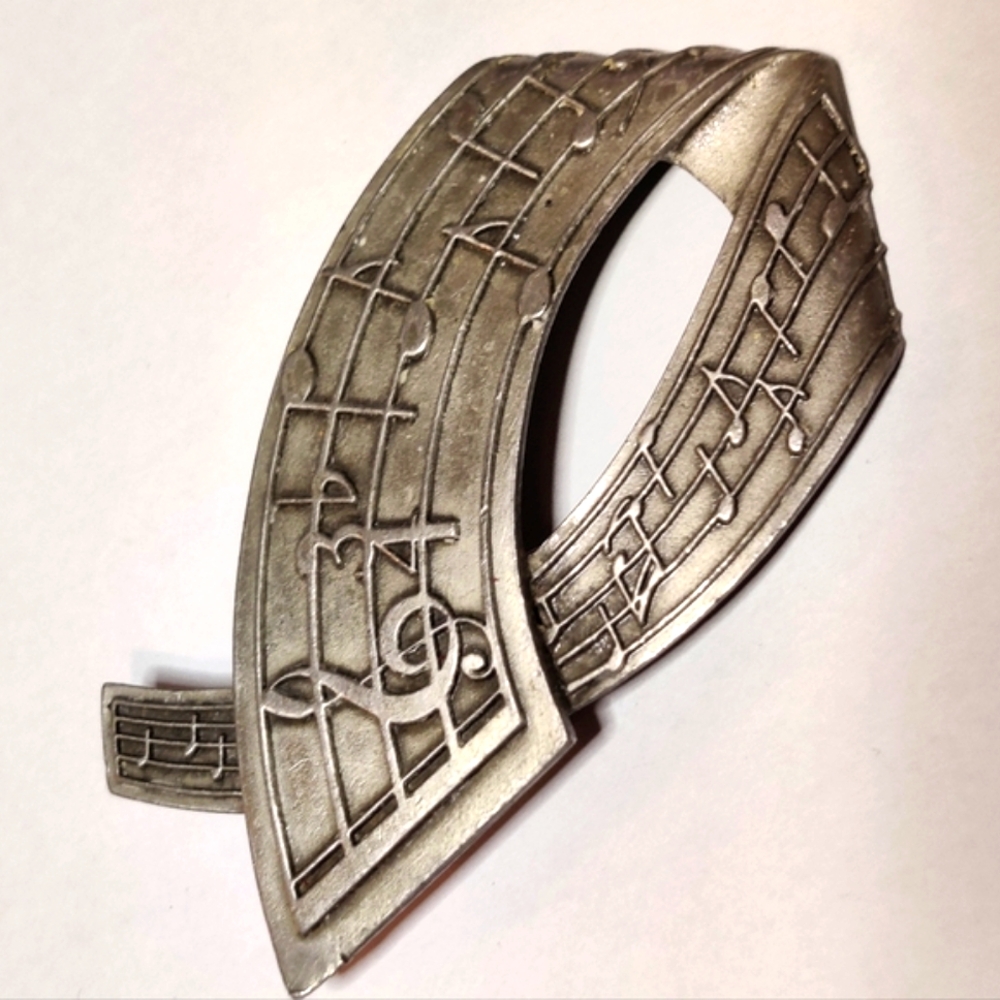 Silver Musical Note Brooch JJ Jonette Jewelry 1988